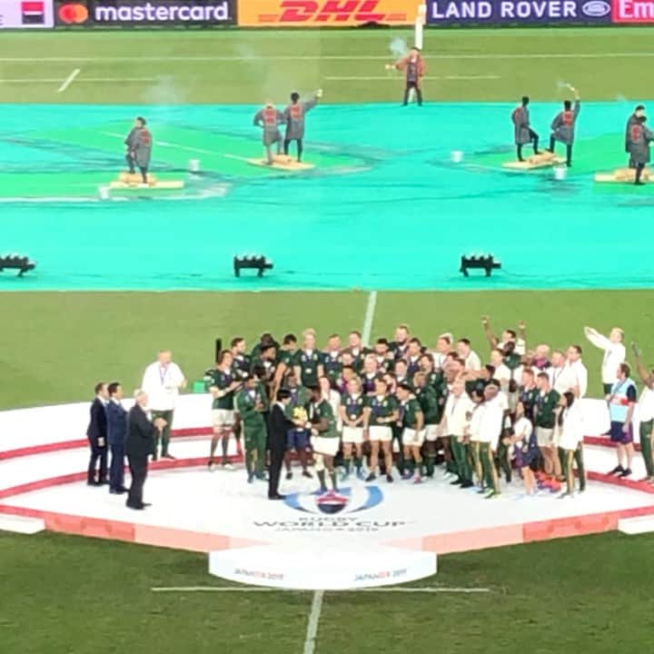 松田力也のインスタグラム：「最高の決勝でした！おめでとうございます！ W杯たくさんの刺激を貰いました！ 4年後にさらなる成長をします！  #rugbyworldcup #日本大会 #2019 #oneteam」