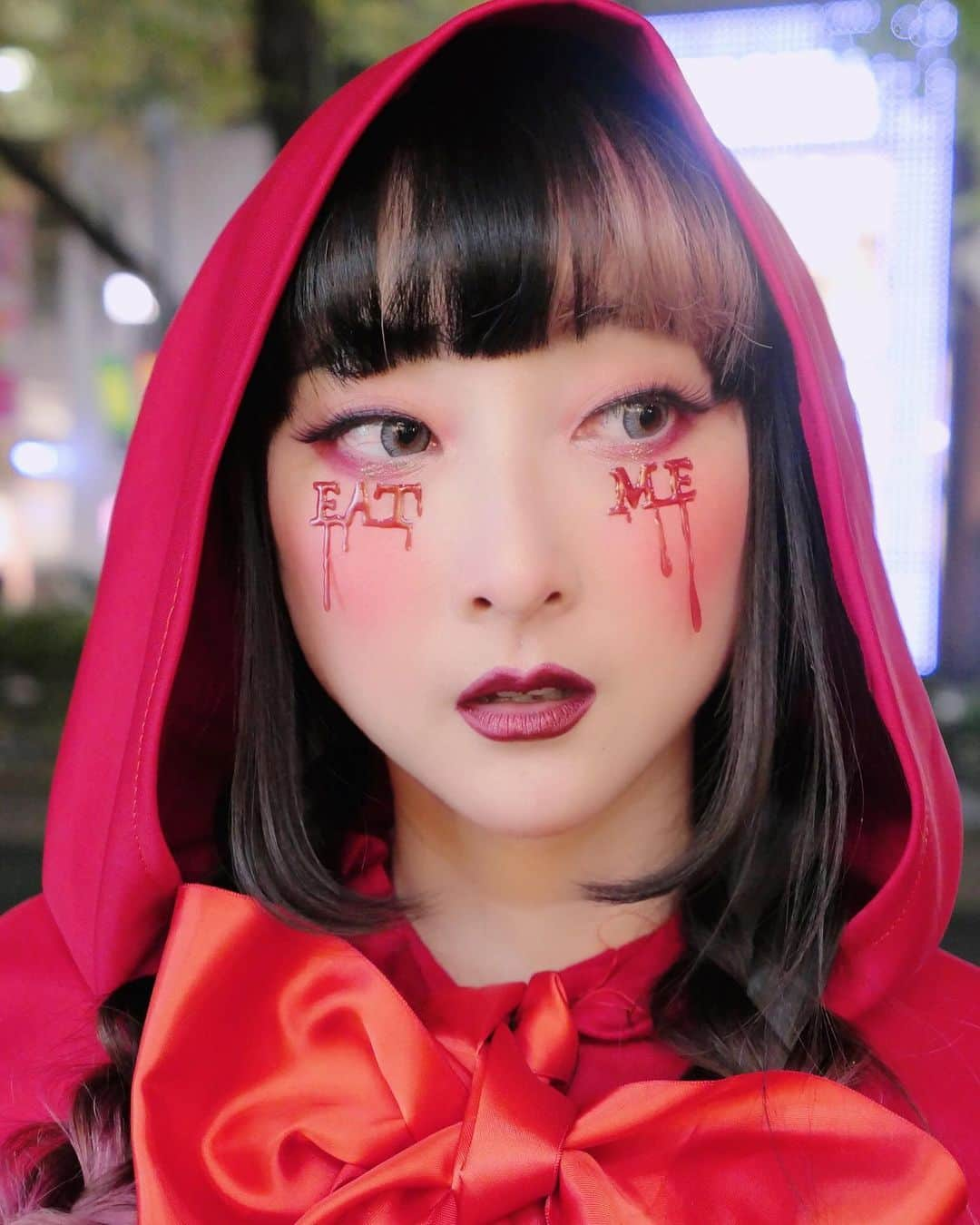 RinRinさんのインスタグラム写真 - (RinRinInstagram)「EAT ME🍬👻 (📸 by @autumotiv ) . . Eyes: #lorac #sugarpill Blush: #sugarpill Lips: #sugarpill . . 👉🏻#rinrinhalloween . . #rinrindoll #halloween #littleredridinghood #eatme #japan #tokyo #harajuku #japanhalloween #東京 #原宿 #メイク #ハロウィン #halloweenmakeup」11月2日 21時30分 - rinrindoll