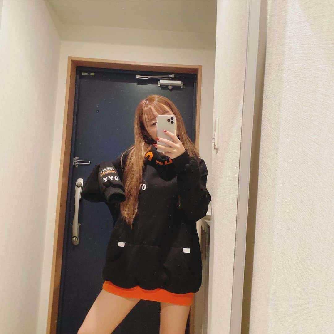 歩乃華（ほのらん）のインスタグラム：「これ可愛すぎる！！ツボや！！今日の動画で初めて着たんやけど思った以上に着やすいし可愛すぎた！ てかめっちゃあったかい😍 @beautifulsail_official 他にも可愛いのいっぱいあったよ！！！」