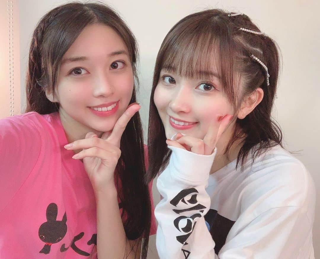 牧野真莉愛さんのインスタグラム写真 - (牧野真莉愛Instagram)「♡ ♡ ✨モーニング娘｡'19コンサートツアー秋 ～KOKORO&KARADA〜✨ 11/2(土)  足利市民会館 大ホール  栃木公演ありがとうございました❣️❣️ ・ 🧡森戸知沙希ちゃん🧡 ぽんちゃん🐶 ちいちゃんのぽんちゃんは、ポメラニアンわんわん？トイプードルわんわん？？ドーベルマンわんわん？？？ブルドックわんわん？？？？ まりあより ↓ ↓ ぽんちゃん🐶 ポメラニアンわんわんとトイプードルわんわんのミックス犬だって❣️🐶🐾 すごい❣️❣️ ぽんちゃんサイコー✨ちいちゃんサイコー✨✨ ♡ ♡  #森戸知沙希 ちゃん🧡 #モーニング娘19 #morningmusume19」11月2日 21時58分 - maria_makino.official