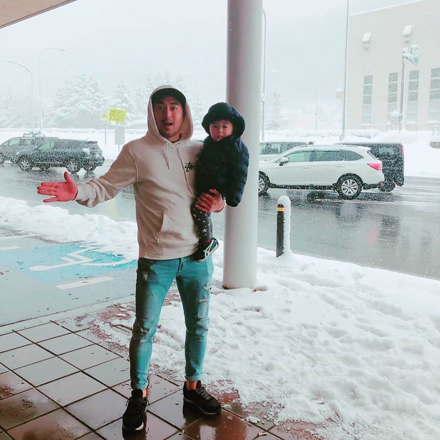 松永祥兵さんのインスタグラム写真 - (松永祥兵Instagram)「⛄️❄️⛄️❄️⛄️Hayate first snow ☃️#latepost #tahunkemarin #japan #jepang #salju #niigata #去年 #新潟 #雪 #musimdingin #日本」11月2日 22時14分 - matsunaga.shohei