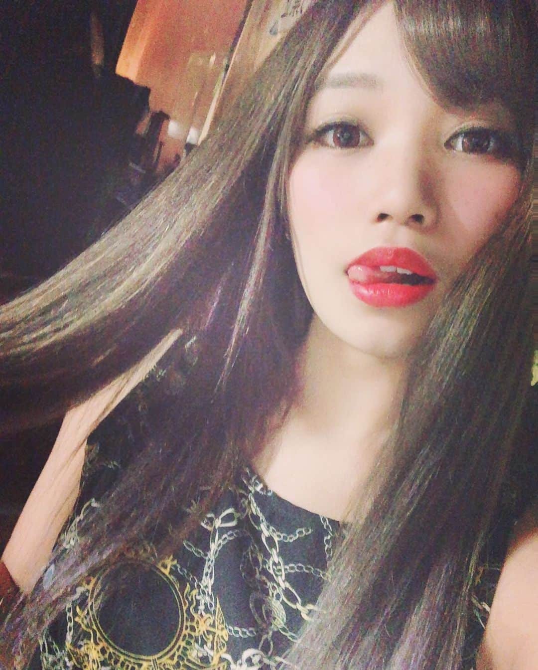 R!Nのインスタグラム：「前髪好評嬉しい の ぺろっ  #Aldious #アルディアス #Aldiousrin #ringemie」