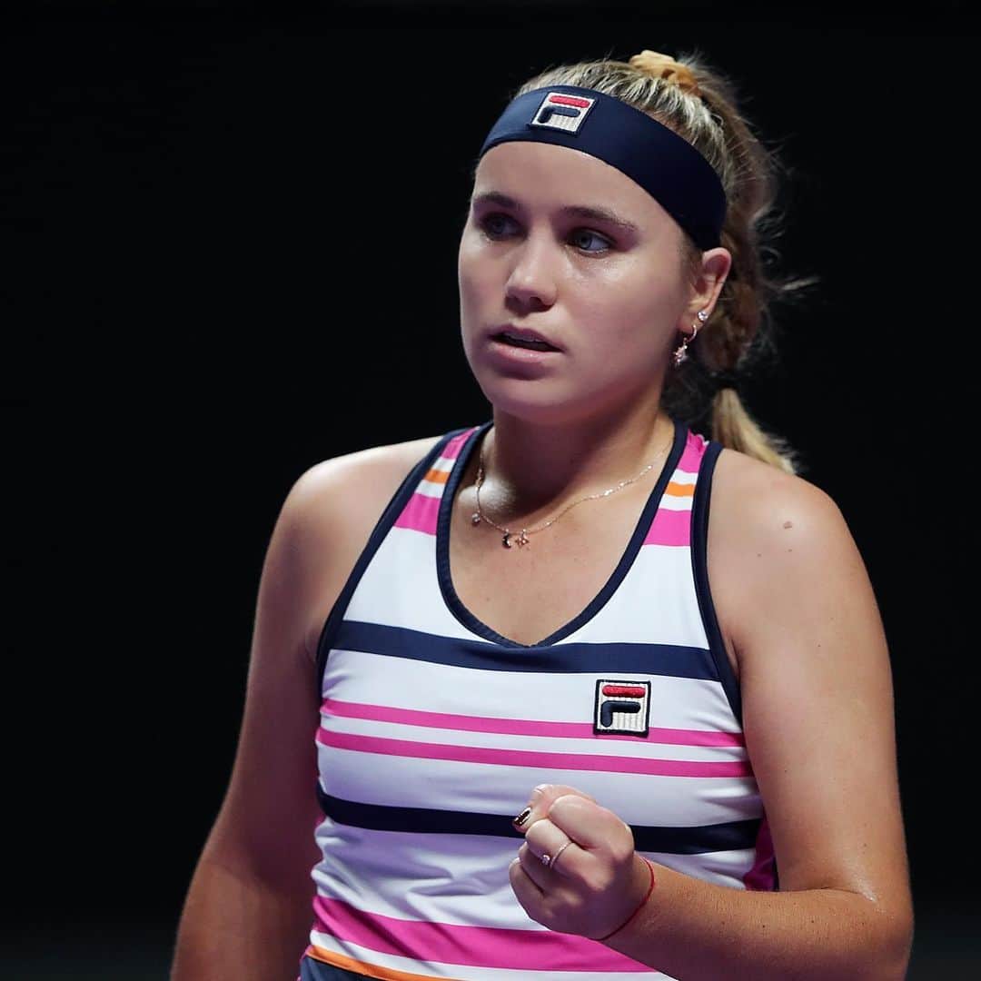 ソフィア・ケニンのインスタグラム：「Got a taste of the @wtafinals 😁」