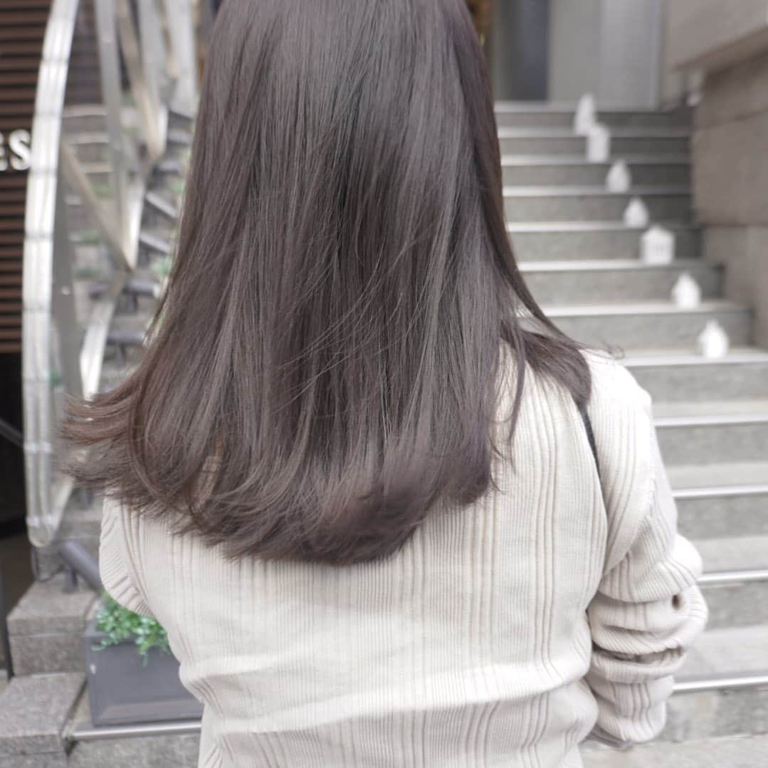 金田和樹さんのインスタグラム写真 - (金田和樹Instagram)「ふわっと暗め透明感カラー♡」11月2日 23時36分 - kaneta.hair