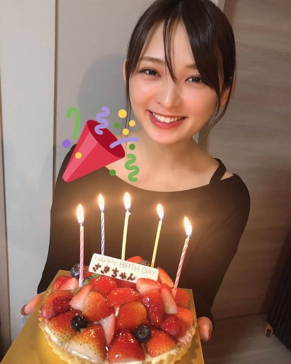 鈴木咲さんのインスタグラム写真 - (鈴木咲Instagram)「もっちーあおみんやっままいまいに誕生日をお祝いして貰ったよハッピー💕🎉」11月3日 0時17分 - sakisuzuki1103