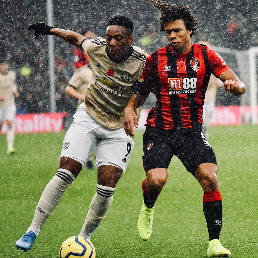 ナタン・アケのインスタグラム：「3 points, clean sheet! Perfect day🙌🏼🍒」