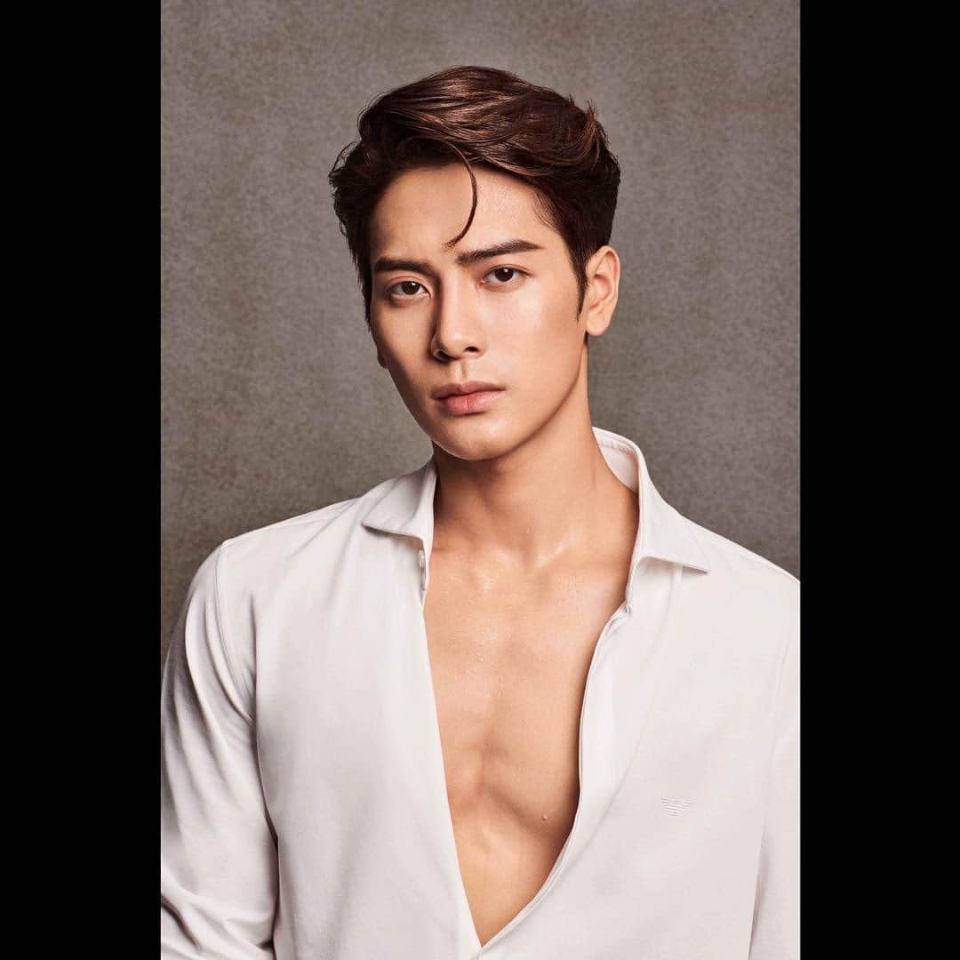 ジャクソンさんのインスタグラム写真 - (ジャクソンInstagram)「@armanibeauty  #TEAMWANG #armanibeauty #blessed」11月3日 13時00分 - jacksonwang852g7