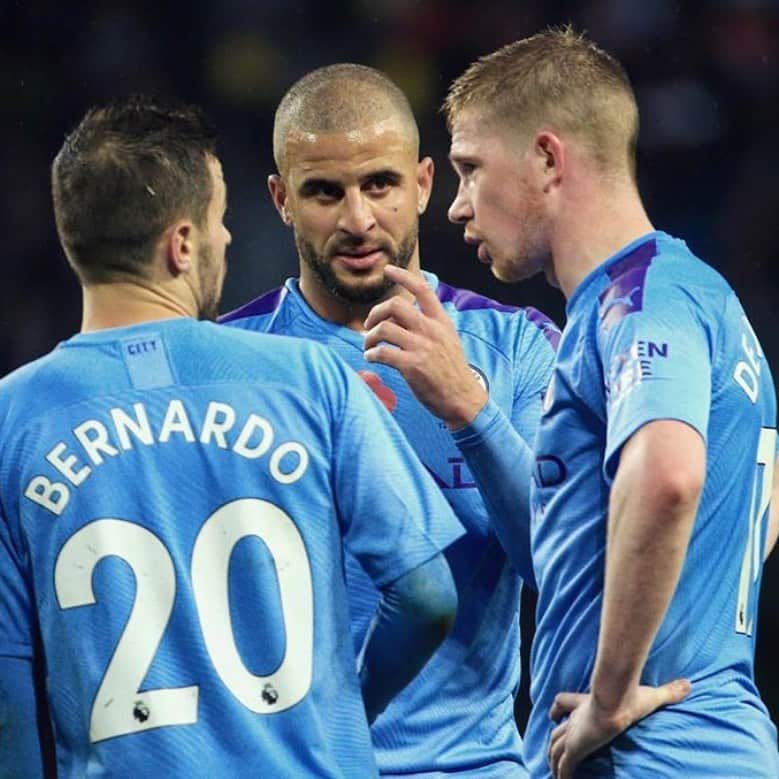ケヴィン・デ・ブライネのインスタグラム：「Great comeback to get the 3 points! ✅」