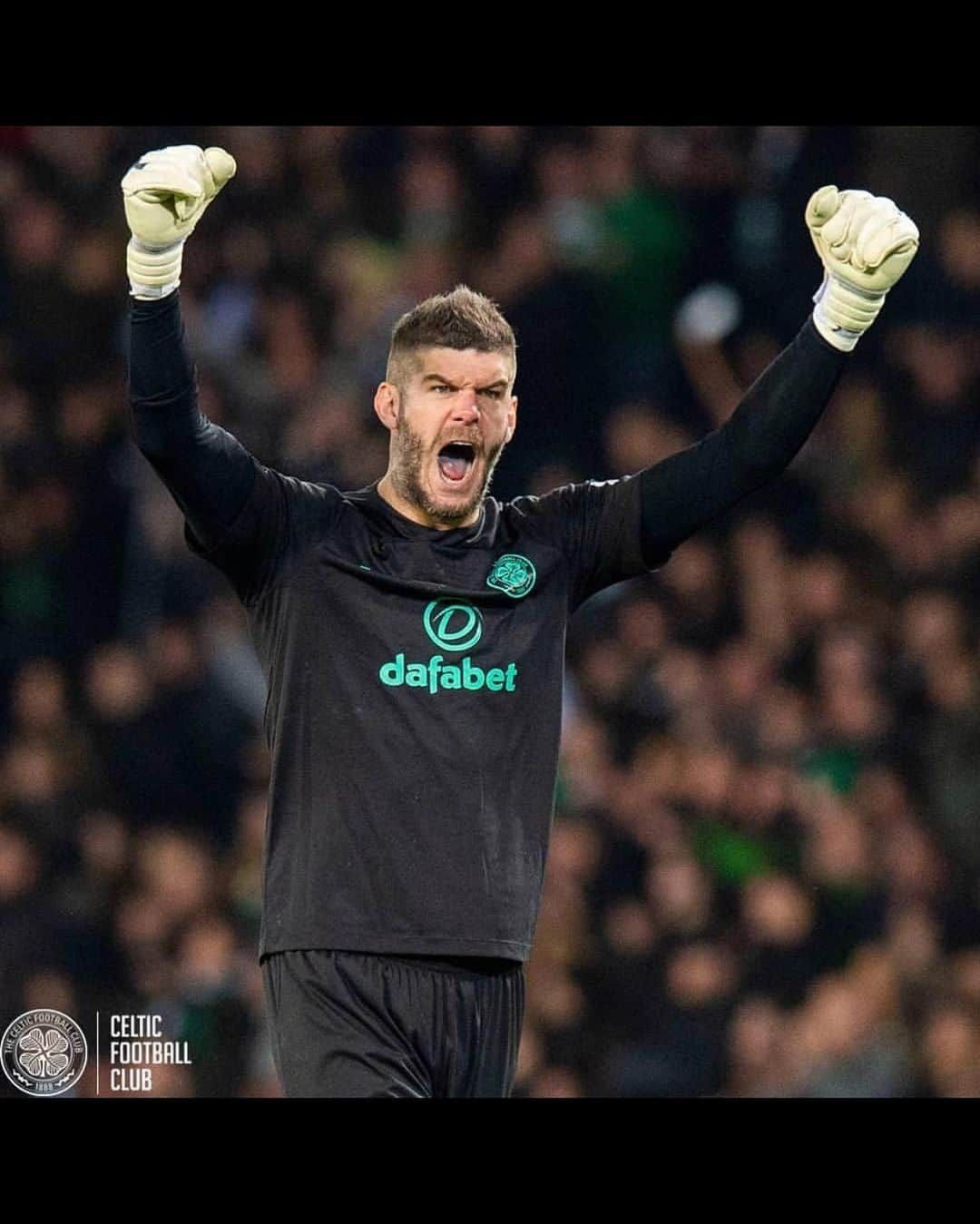 フレイザー・フォースターのインスタグラム：「Big win and what an atmosphere. Great to be into the final 💚💚🍀 🍀」