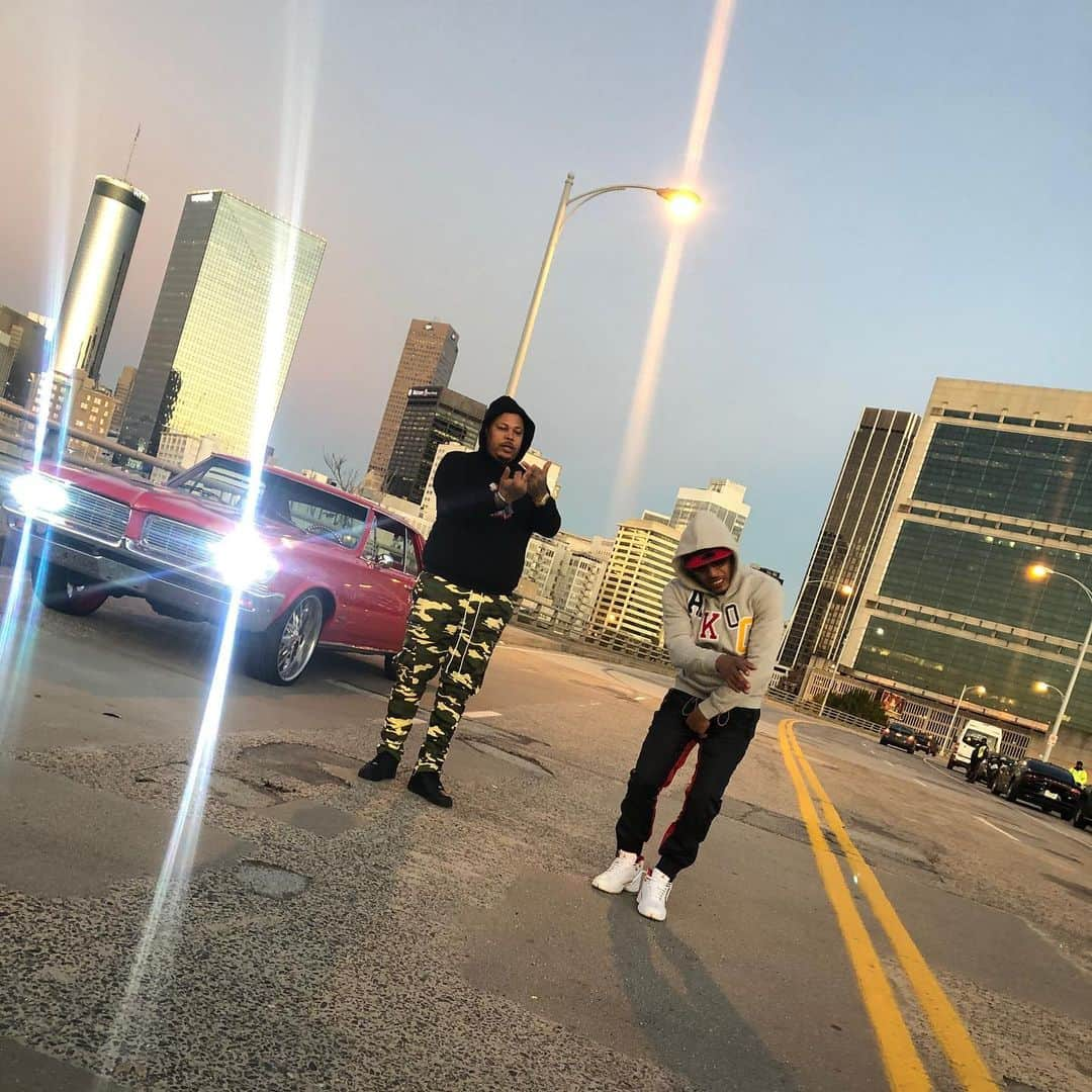 T.I.さんのインスタグラム写真 - (T.I.Instagram)「@taliban_casino #LowKey got the dopest Shit in the streets right now 🚫🧢 Had to GO UP on this Muuufucka!!! Video coming soon👑  Dir. KingsVision」11月3日 9時33分 - tip