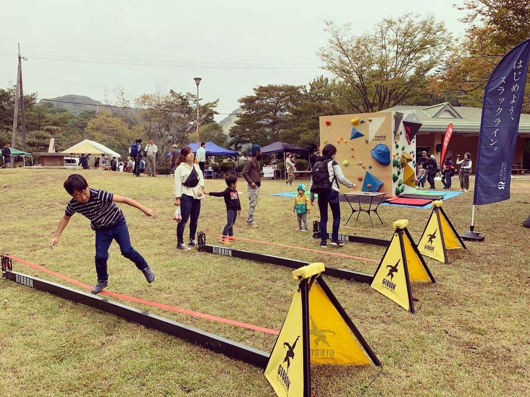 大杉徹のインスタグラム：「「瀬戸内JAM2019」深山公園にて。ボルダーエリア公開おめでとうございます㊗️ ＃ボルダリング #クライミング #スラックライン #スラックラインリサーチ #slackline #slacklineresearch #slacklife #rockclimbinggym #climbing」