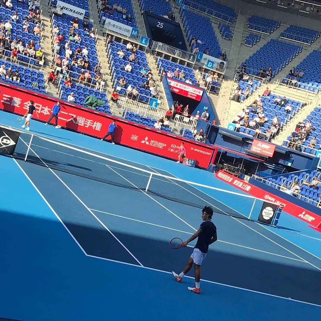 フローラン・ダバディーさんのインスタグラム写真 - (フローラン・ダバディーInstagram)「三菱全日本🇯🇵テニス選手権大会にて。A beautiful day at the japan nationals 🎾I even got lectured on tea ceremony 🍵 #永田杏里 #全日本テニス選手権2019 #一球入魂 #putallyoursoulintheballyouhit  says the kanji’s」11月3日 10時48分 - florent_dabadie