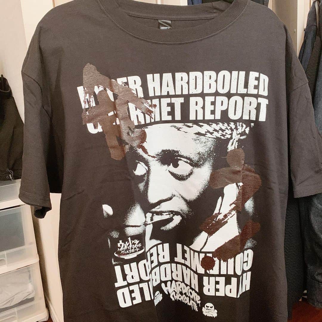 佐久間宣行さんのインスタグラム写真 - (佐久間宣行Instagram)「なんでレギュラーでもない番組のTシャツ作ってんだよ笑  と思いつつ、格好いいので嬉しい  #ハイパーハードボイルドグルメリポート」11月3日 11時24分 - nobrock1