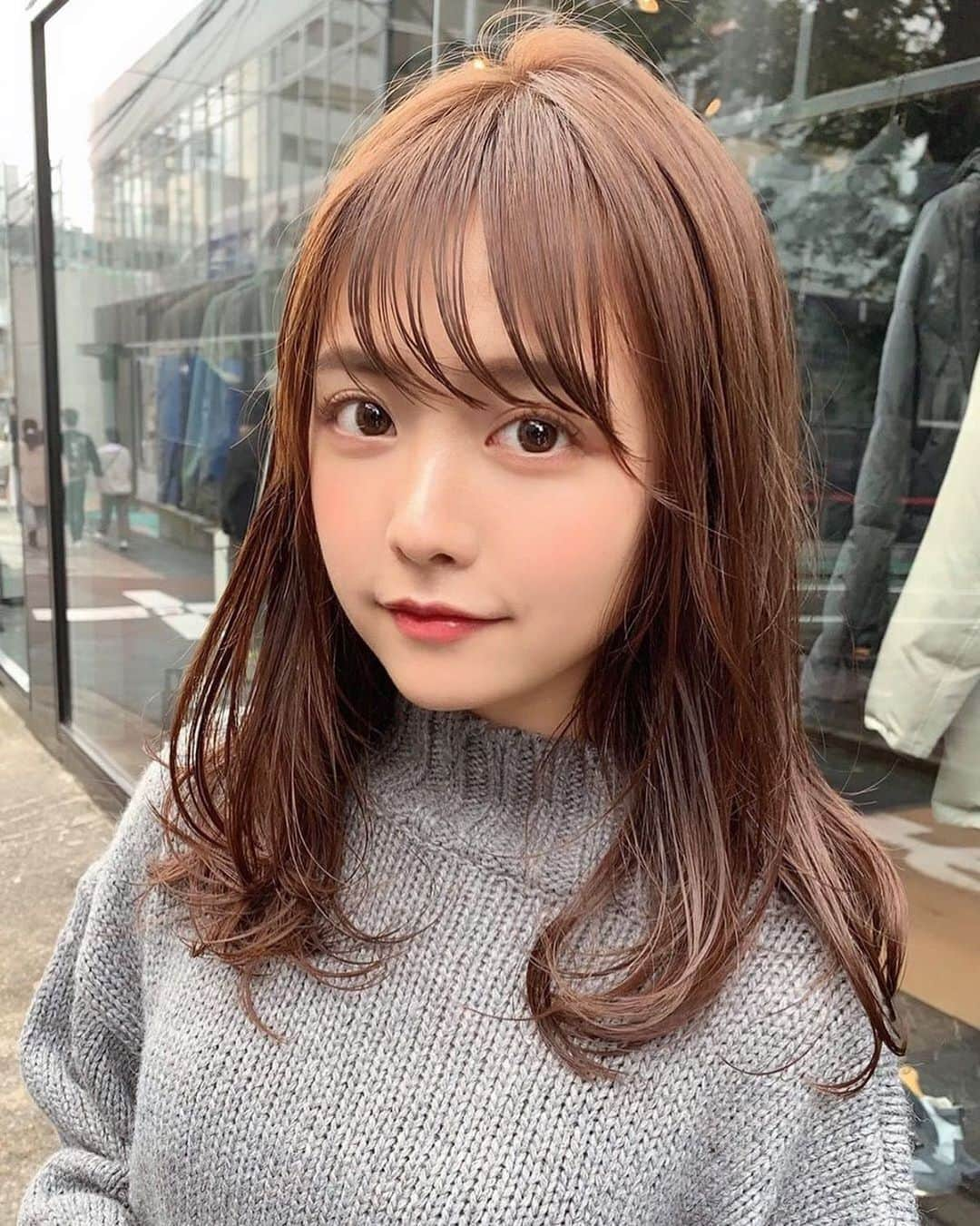 美女美容事情さんのインスタグラム写真 - (美女美容事情Instagram)「《〇〇カラーでさらつるヘアーに💇‍♀️✨》⠀ *⠀ リポストを使って、素敵な写真📷✨を投稿されてる方を紹介させて頂く⠀⠀⠀⠀ 【💄美女美容事情💅】のコーナーです✨⠀ *⠀⠀⠀⠀⠀⠀⠀ いいねやコメント、フォローして応援してね❤︎🥰🎶⁣⠀ *⠀⠀⠀⠀⠀⠀⠀ 今回ご紹介させて頂きますのは❤︎⠀ sachikaさん< @chacch1 >の素敵なお写真📸⠀ *⠀ ソヴァールカラーで黄色味を出してさらつるヘアーにしたんだそうです❤️ナチュラルな明るさのヘアーとツヤツヤなお肌が美しすぎてお人形さんみたいです💕⠀ 可愛いし綺麗だし、とっても羨ましいです😊⠀ *⠀⠀ sachikaさんのアカウントには他にも素晴らしい投稿が沢山ありますので是非覗いてみてくださいね💁‍♀️💙⠀ *⠀⠀ sachikaさん< @chacch1 >⠀ 素敵な投稿ありがとうございました☺️📸✨⠀⠀⠀⠀⠀⠀⠀⠀ △▼△▼△▼△▼△▼△▼△▼△▼△▼⠀⠀⠀⠀⠀⠀⠀⠀⠀⠀⠀⠀⠀⠀⠀⠀⠀⠀⠀⠀⠀⠀⠀⠀⠀⠀⠀⠀⠀⠀⠀⠀⠀ ❤🧡💛「美女美容事情」💚💙💜⠀⠀⠀⠀⠀⠀⠀⠀⠀⠀⠀⠀⠀⠀⠀ 👇掲載ご希望の方は👇⠀⠀⠀⠀⠀⠀⠀⠀⠀⠀⠀⠀⠀⠀⠀⠀ @b_b_j.jタグ付けと🖤 # ビジョビ⠀🖤⠀⠀⠀⠀⠀⠀⠀⠀⠀⠀⠀⠀⠀⠀⠀ をタグ付けお願いします✨⠀⠀⠀⠀⠀⠀⠀⠀⠀⠀⠀⠀⠀⠀⠀⠀ ――――――――――――――――⠀⠀⠀⠀⠀⠀⠀⠀⠀⠀⠀⠀⠀⠀⠀⠀⠀⠀⠀⠀⠀⠀⠀ ～姉妹アカウントのご紹介～⠀⠀⠀⠀⠀⠀⠀⠀⠀⠀⠀⠀⠀⠀⠀⠀⠀⠀⠀⠀⠀⠀⠀⠀⠀⠀⠀ ◇美容情報を紹介している«美女美容事情～Beauty～»⠀⠀⠀⠀⠀⠀⠀⠀⠀⠀⠀⠀⠀⠀⠀⠀⠀⠀⠀⠀⠀⠀⠀⠀⠀⠀ ( @b_b_j.j_b )⠀⠀⠀⠀⠀⠀⠀⠀⠀⠀⠀⠀⠀⠀⠀⠀⠀⠀⠀⠀⠀⠀⠀⠀⠀⠀⠀ ◇美しい旅スポット紹介をしている«美 spot»⠀⠀⠀⠀⠀⠀⠀⠀⠀⠀⠀⠀⠀⠀⠀⠀⠀⠀⠀⠀⠀⠀⠀⠀⠀ ( @b__spo )⠀⠀ ⠀⠀⠀⠀⠀⠀⠀⠀⠀⠀⠀⠀ よかったらこちらも覗いてみてね✨⠀ ――――――――――――――――⠀⠀⠀ #オシャレ #ファッション ⠀⠀⠀ #大人カジュアルコーデ ⠀⠀⠀ #オトナ女子 #アクティブ女子 ⠀⠀⠀⠀ #美意識向上 #ラフコーデ #美意識 ⠀ ⠀⠀⠀⠀⠀⠀⠀⠀ #女子力 #女子力向上 ⠀⠀⠀⠀ #beauty #秋服⠀⠀⠀ #お出かけコーデ ⠀⠀⠀⠀ #ファッション好き #アクティブ ⠀⠀⠀⠀⠀ #秋コーデ #ニットコーデ ⠀⠀⠀⠀⠀⠀⠀ #トリートメント #女子力アップ⠀⠀⠀⠀⠀⠀⠀⠀ #カジュアルファッション ⠀⠀⠀ #女子力 #女子力向上⠀⠀⠀⠀⠀⠀⠀⠀⠀ #naturalbeauty #makeup⠀⠀⠀⠀⠀ #カメラ女子 #カメラ⠀⠀⠀⠀ #ロングヘア⠀#ヘアスタイル⠀⠀⠀ #japanese #japanesegirl」11月3日 11時57分 - b_b_j.j