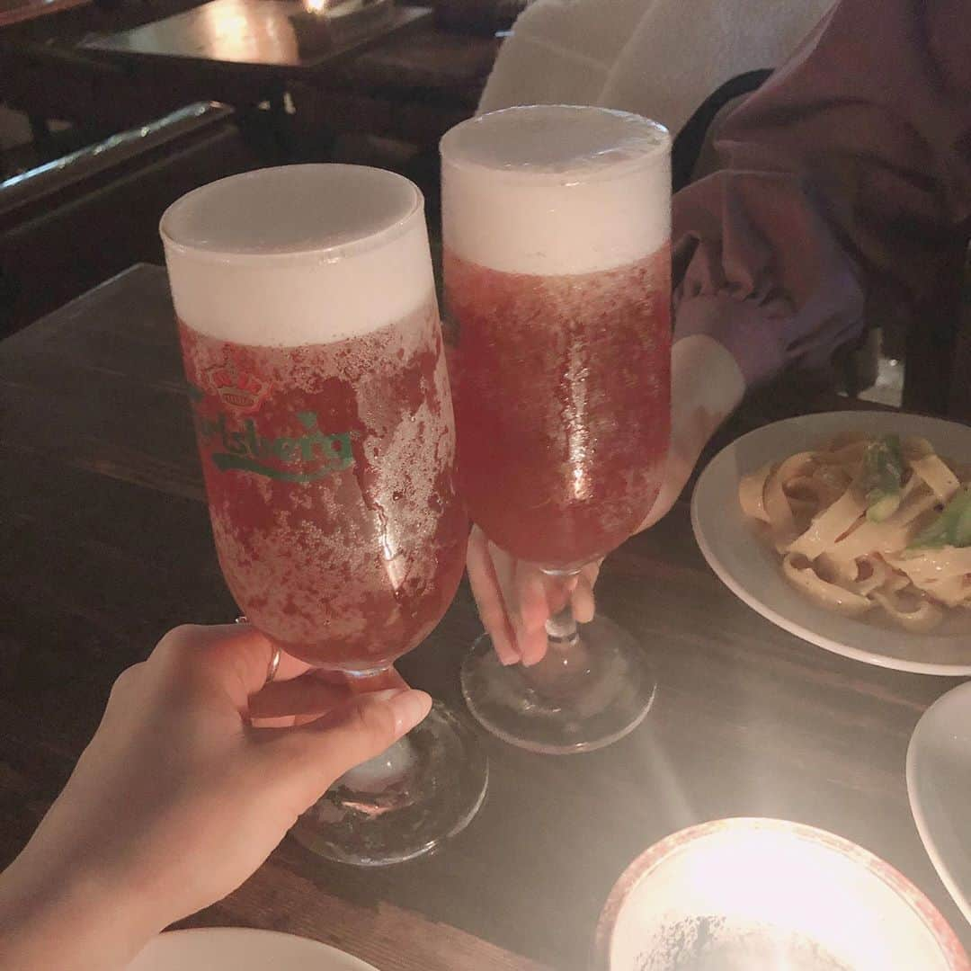 松川星さんのインスタグラム写真 - (松川星Instagram)「この前初めてみおたんと乾杯したよ🍻﻿ やっと一緒にお酒飲めて嬉しかった︎︎︎︎︎☺︎ ﻿ ﻿ #カシスビール﻿ #初めて飲んだよ ﻿ #おいしかった」11月3日 21時32分 - akarin__rin