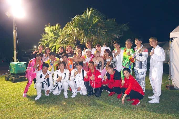 KENZO さんのインスタグラム写真 - (KENZO Instagram)「ドゥシフェス‼️in 沖縄 We are team Rising 🌈 最高でした🎉  #MAX #dapump #w_inds  #lead #フェアリーズ #bazz」11月3日 21時57分 - dapump.kenzo