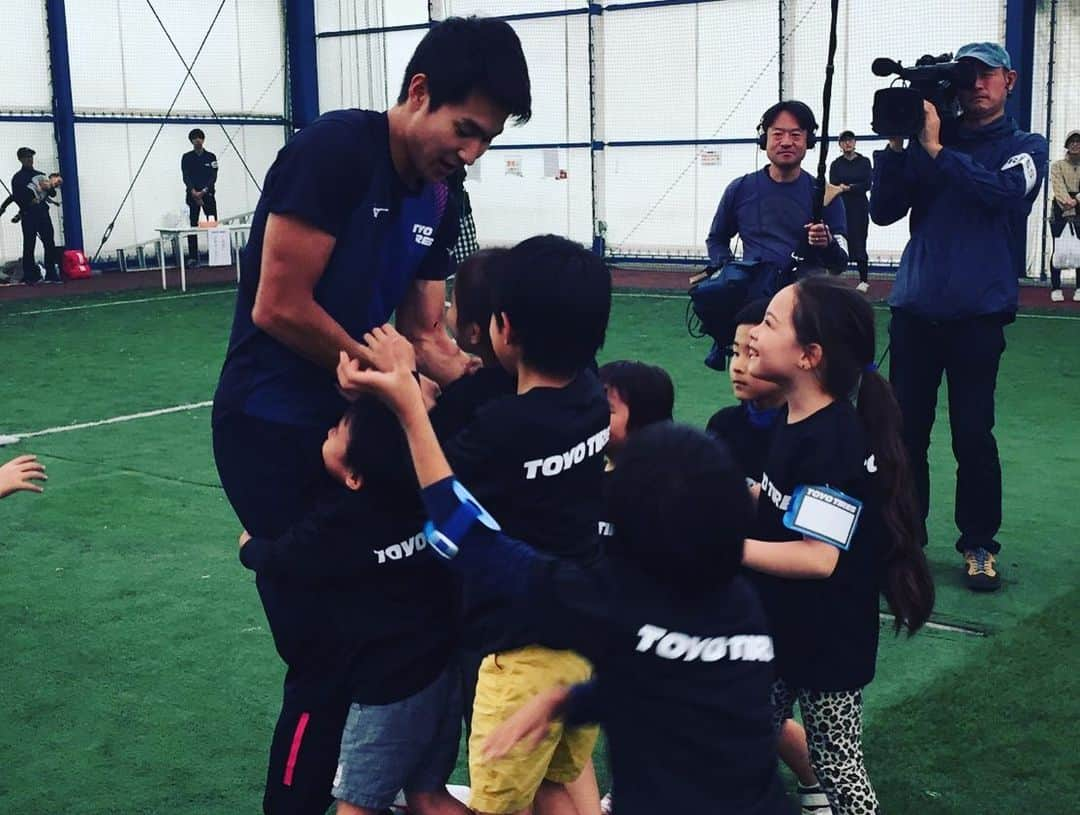 飯塚翔太さんのインスタグラム写真 - (飯塚翔太Instagram)「今日はスポンサーの TOYO TIRESさんのイベントでした！ いつもありがとうございます！ #mizuno#toyotires」11月3日 22時30分 - shoman0625