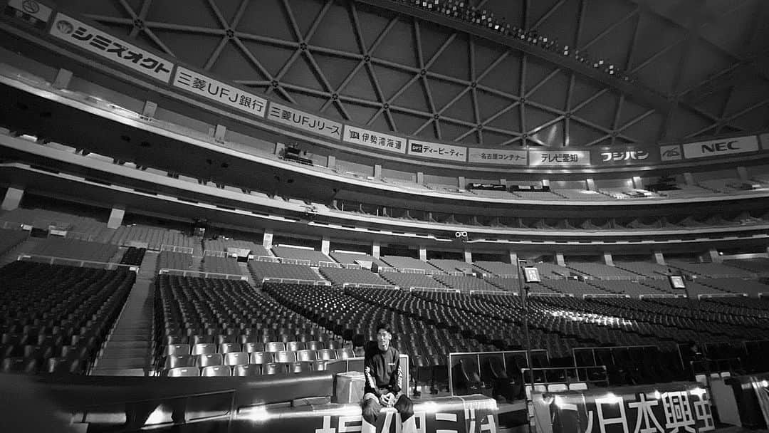 小林直己さんのインスタグラム写真 - (小林直己Instagram)「Welcome to our show  RAISE THE FLAG tour Nagoya Day-2  #EXILE #三代目JSOULBROTHERS #三代目JSOULBROTHERSfromEXILETRIBE #三代目JSB #三代目 #3jsb #ldh #小林直己 #NaokiKobayashi  #RAISETHEFLAG #nagoyadome #jpop #jsb #japan #tour #show #ラタタ #ラタタダンス #体調バッチリです #準備はいいですか」11月3日 14時01分 - naokikobayashi_works