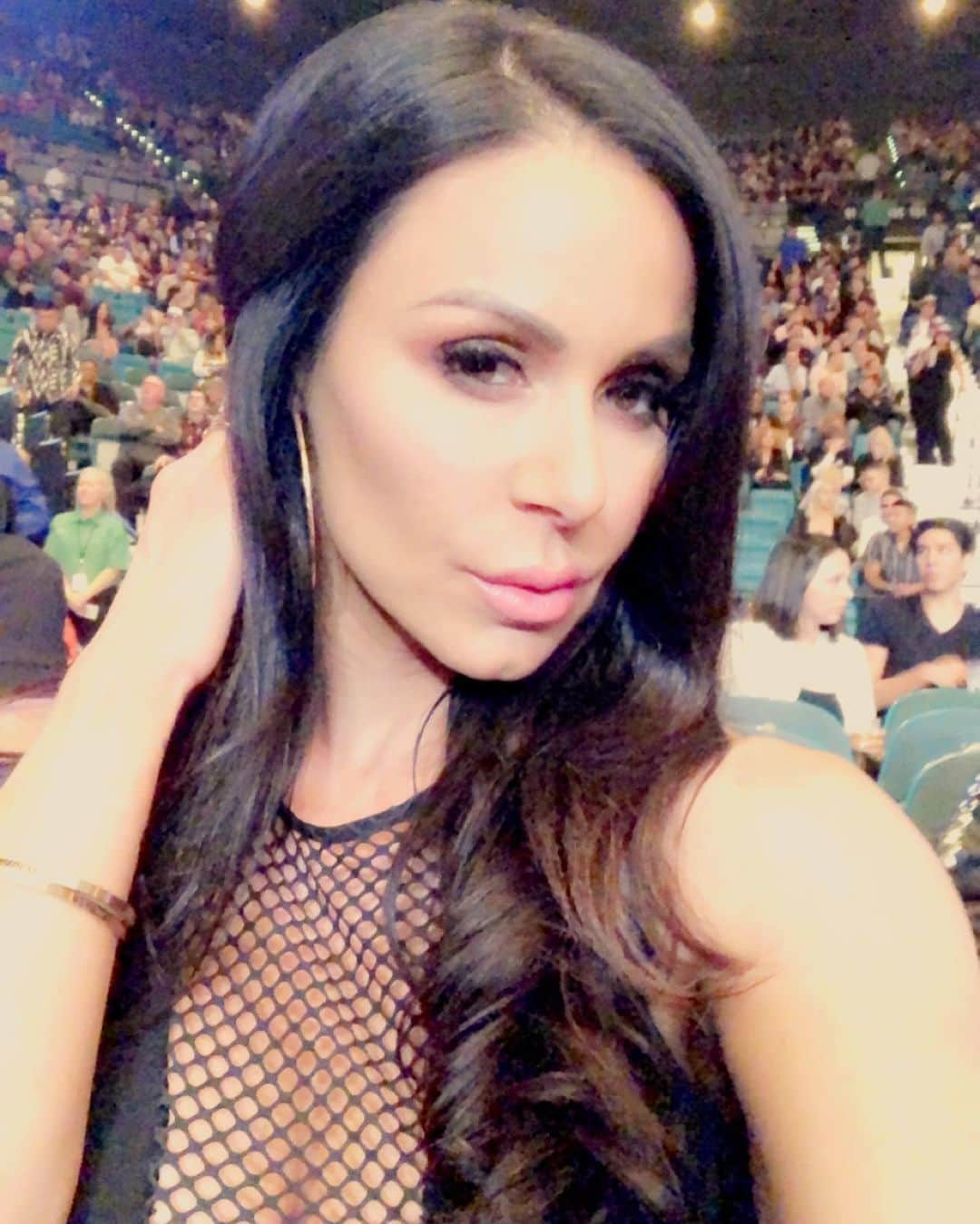 Kendra Lustさんのインスタグラム写真 - (Kendra LustInstagram)「At the #Canelo fight vegas .. let’s go 💪🏻 #VegasSelfie #boxing #dazn」11月3日 14時15分 - kendralust