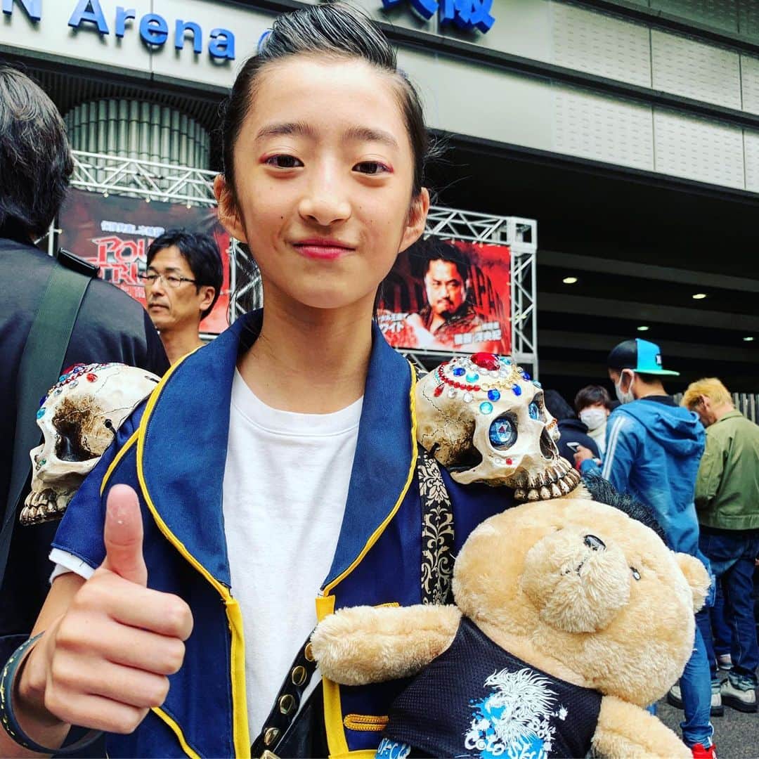 のインスタグラム：「#SANADA Girl? 💀🐻 #NJPWFans #njpw #njpst」
