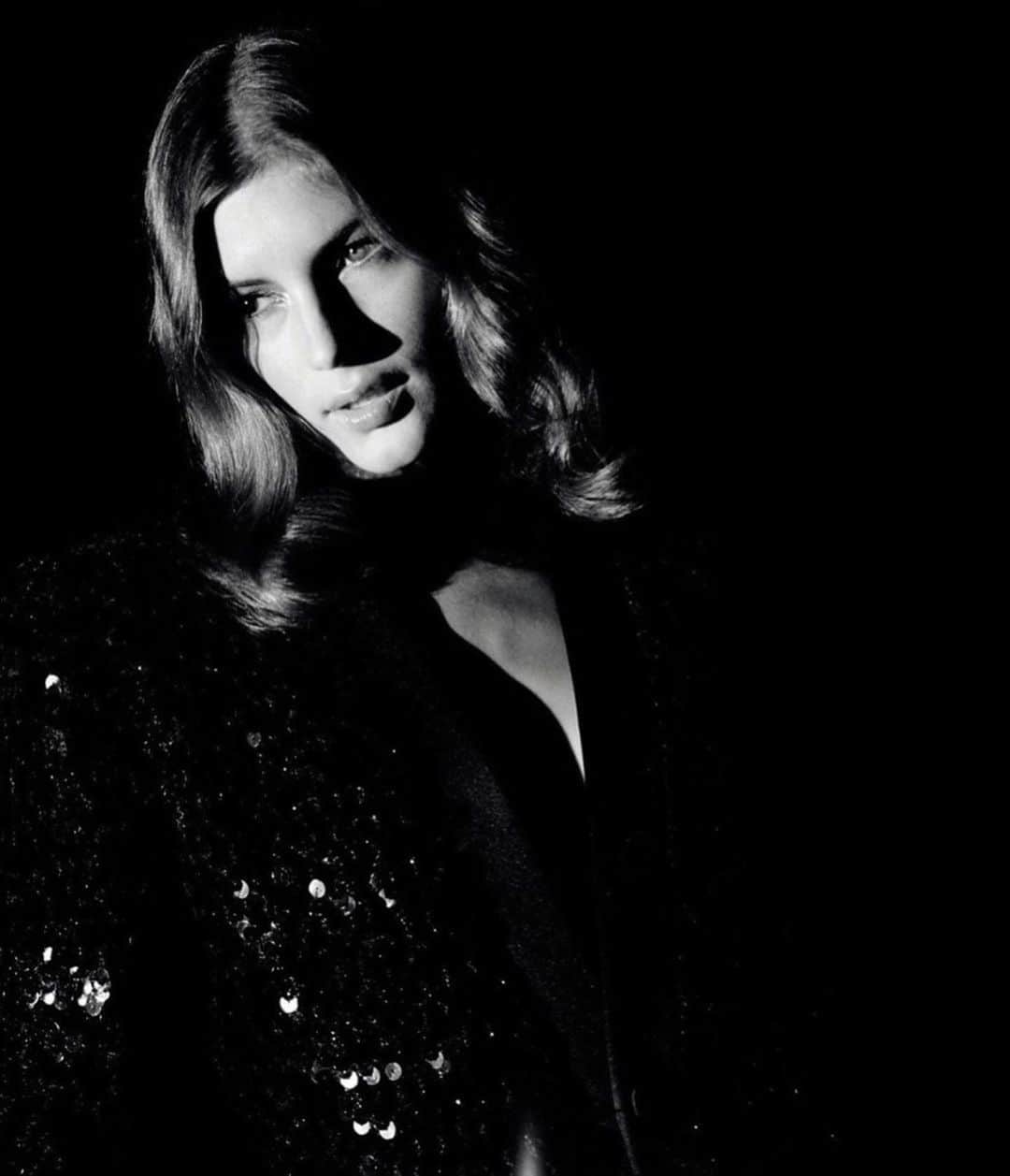 ヴァレリー・カウフマンのインスタグラム：「You too wild 🖤」