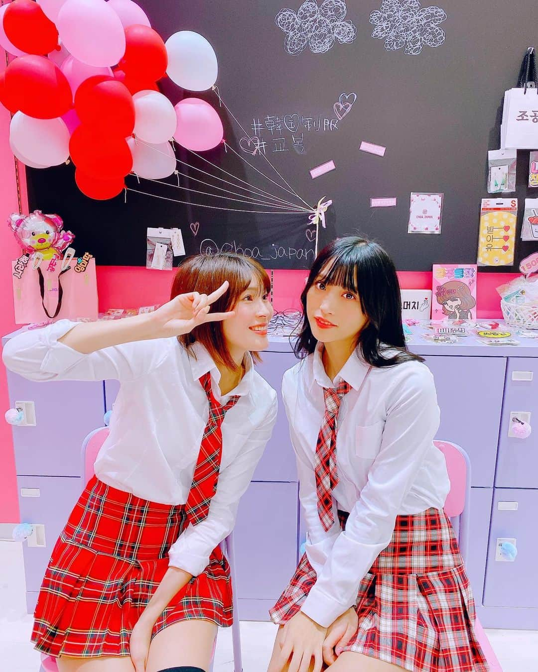 根岸愛さんのインスタグラム写真 - (根岸愛Instagram)「もしもゆっきぃと👯‍♀️ 同じ学校の生徒だったら👩‍🎓 スライドしてくと 何故かだんだん仲が 悪くなってきます🤣🤣 #choa_japan #choa #schoolwear #kpopfashion #PASSPO #韓国 #制服 #韓国制服 #韓国制服レンタル」11月3日 15時31分 - negishiai927