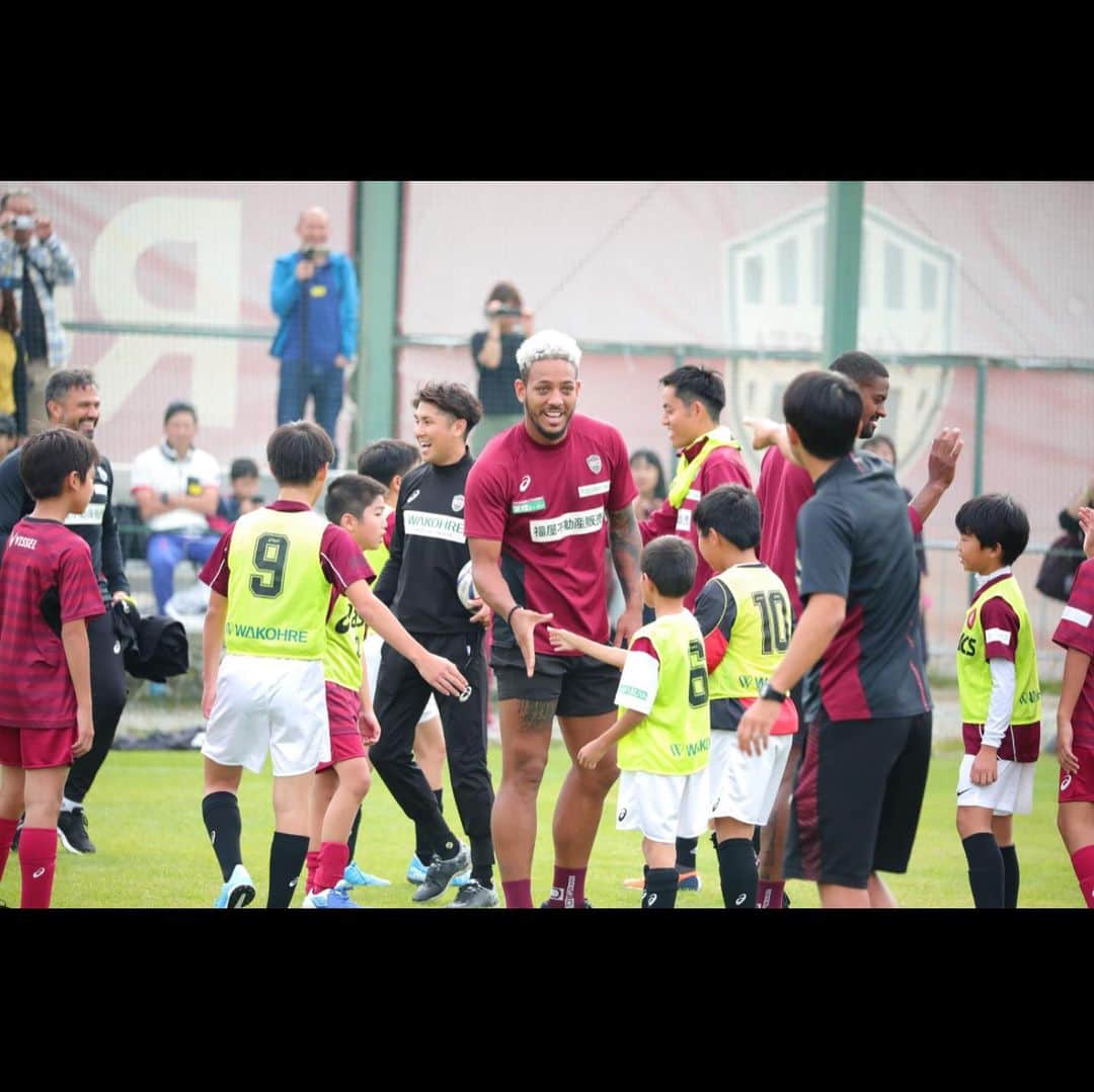 ウェリントン・ルイス・デ・ソウザさんのインスタグラム写真 (ウェリントン・ルイス・デ・ソウザInstagram)「Um dia para