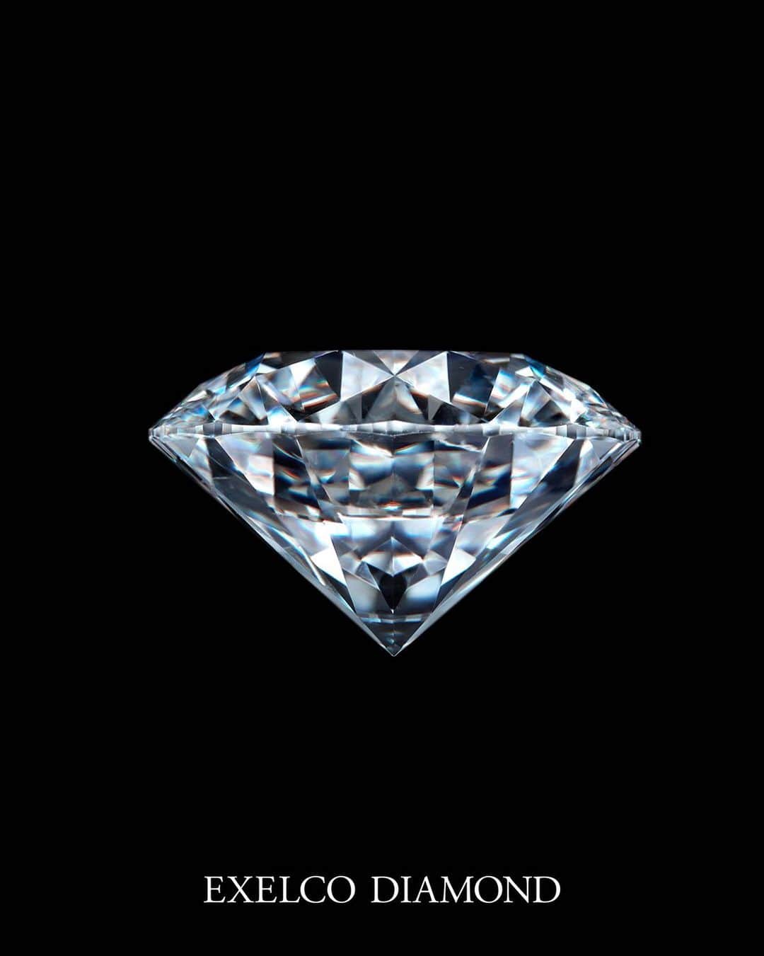 エクセルコ ダイヤモンド 婚約指輪♔結婚指輪のインスタグラム：「. “ DIAMOND JOURNEY” “ダイヤモンドジャーニー” 世界初導入 . . どんな原石の形だったのか、 そこからどうカットされたのかを ひとつひとつのダイヤモンド固有の QRコードからオンライン上で 確認できる新しいシステムを、 世界初導入いたしました。 . このダイヤモンドは、 どんな方と出会うのか‥ 人生の大切な瞬間を見守る存在であってほしい。 そんな想像をしながら ダイヤモンドを創出してきた トルコウスキー一族。 . カット発明100周年の今年に、 ダイヤモンドジャーニーの導入を 実現いたしました。 . . 詳しくはこちら https://www.exelco.com/100th/ . 店舗一覧 東京本店/盛岡店/仙台店/新潟店/青山店/町田マルイ店/横浜店/みなとみらい店/大宮店/ 宇都宮店/高崎店/ららぽーと沼津店/静岡店/浜松店/金沢店/長野店/松本店/名古屋本店/大阪店/ 梅田店/京都店/神戸店/広島店/福岡店/ヒルトン福岡シーホーク店/小倉店/博多店/長崎ハマクロス411店/熊本店 . #exelcodiamond  #エクセルコダイヤモンド」