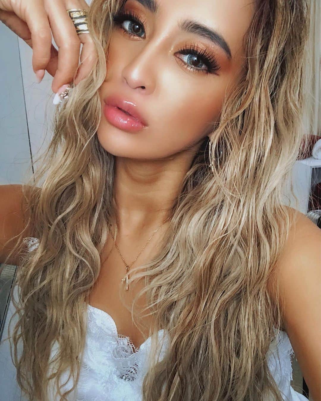 のインスタグラム：「✴︎✴︎sunday mood✴︎✴︎ #sunday」