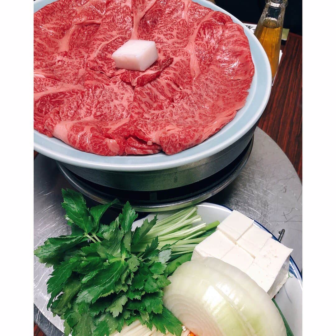 市野莉子のグルメインスタ