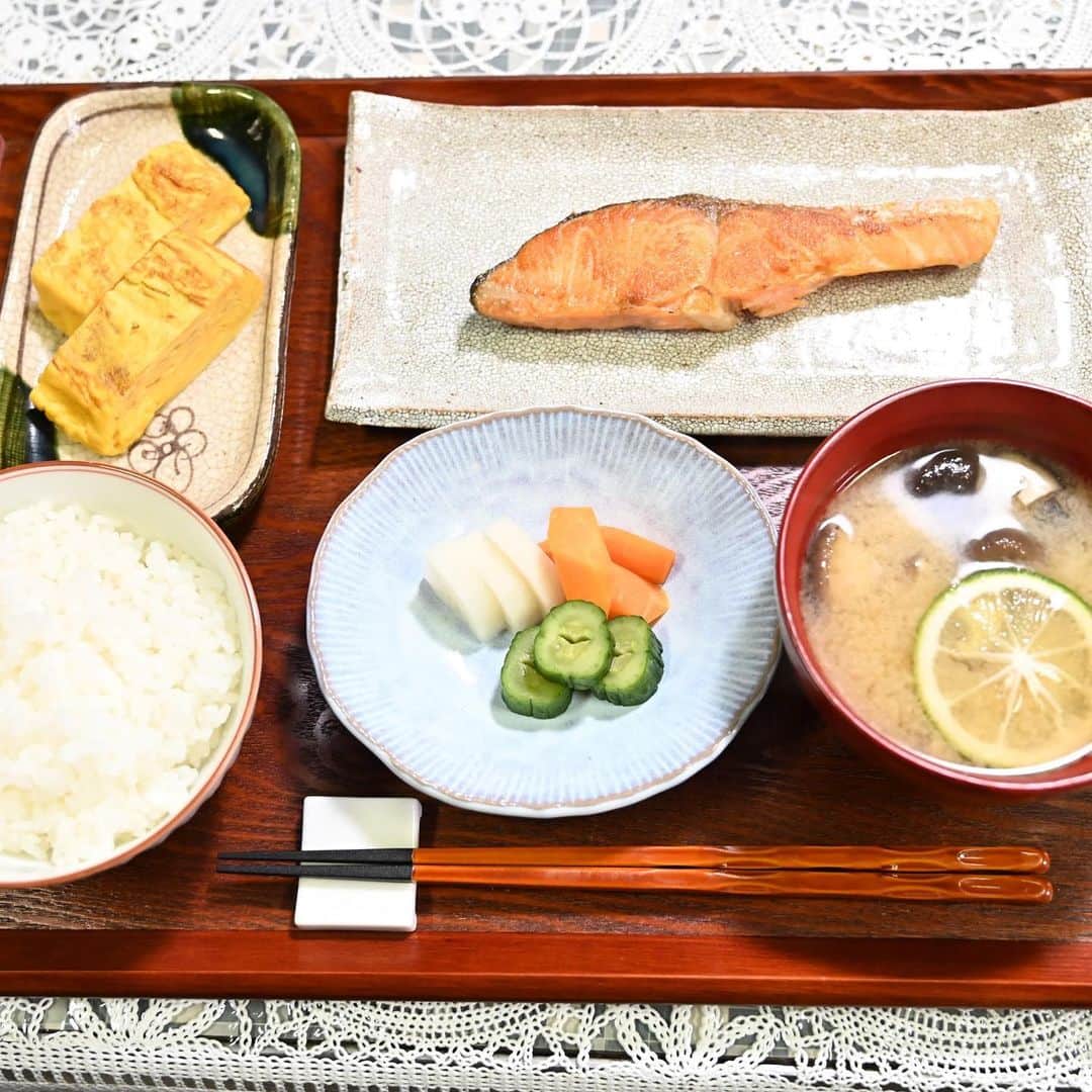 TBS「グランメゾン東京」さんのインスタグラム写真 - (TBS「グランメゾン東京」Instagram)「今夜9時から#グランメゾン東京 第３話です！ 今週はコースの柱となる#メインディッシュ #肉料理 尾花たちは、どんな料理を作るのか。 お楽しみください #カンテサンス さん監修で、ドラマだけの#メニュー が出てきます #gaku の料理も#想像をこえる すごいものができてます」11月3日 17時02分 - gurame_tbs