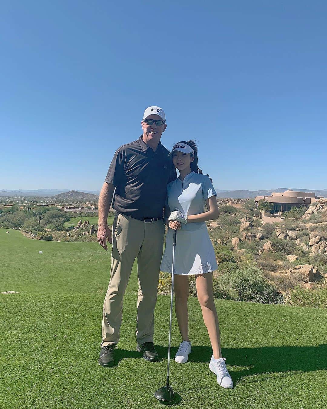 ジェシカ さんのインスタグラム写真 - (ジェシカ Instagram)「Getting into #golf shape🏌🏼‍♀️⛳️ Had a great time with @hammertheball @troonnorthgc ✨」11月3日 18時59分 - jessica.syj