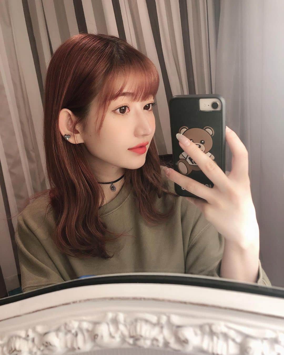 のインスタグラム：「(@haab_official )で眉上ボトックス 打ってきました🧸 . 眉毛アートメイクしてもらった時に左右差が気になってたので整えるために施術してもらいました👶✨ ぜんぜん痛みもなく、カウンセリングも丁寧にしてくださりました🥺 . メンズはこちら🌈(@haab_homme ) . . . #haabビューティー #haab #青山 #美容」