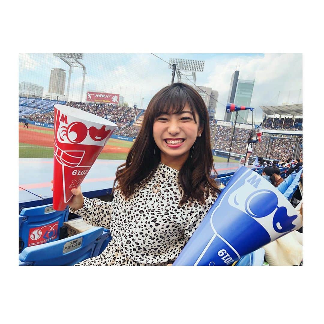 のインスタグラム：「⚾︎ . 91年ぶりの全勝優勝をかけた試合。 きょうは残念だったけど 明日も頑張れ〜慶應ナイン👍 . 今の4年生には 勝ってリーグ戦を締めくくって欲しい！ . 早慶戦第2戦には 現役時代からいっつも苦しめられるなあ🤔 . NHKさんの中継にだいぶ写ってしまったみたいです 騒がしいところをお見せしてしまいごめんなさい🙇‍♀️笑 . #早慶戦 #一応おきまりのやつ #慶早戦 #神宮球場 #六大学野球 #慶應 #早稲田 #嬉しいことに今年は4人も #ドラフト指名 #チア #チャンパ #若き血 #好きなものばっかり」