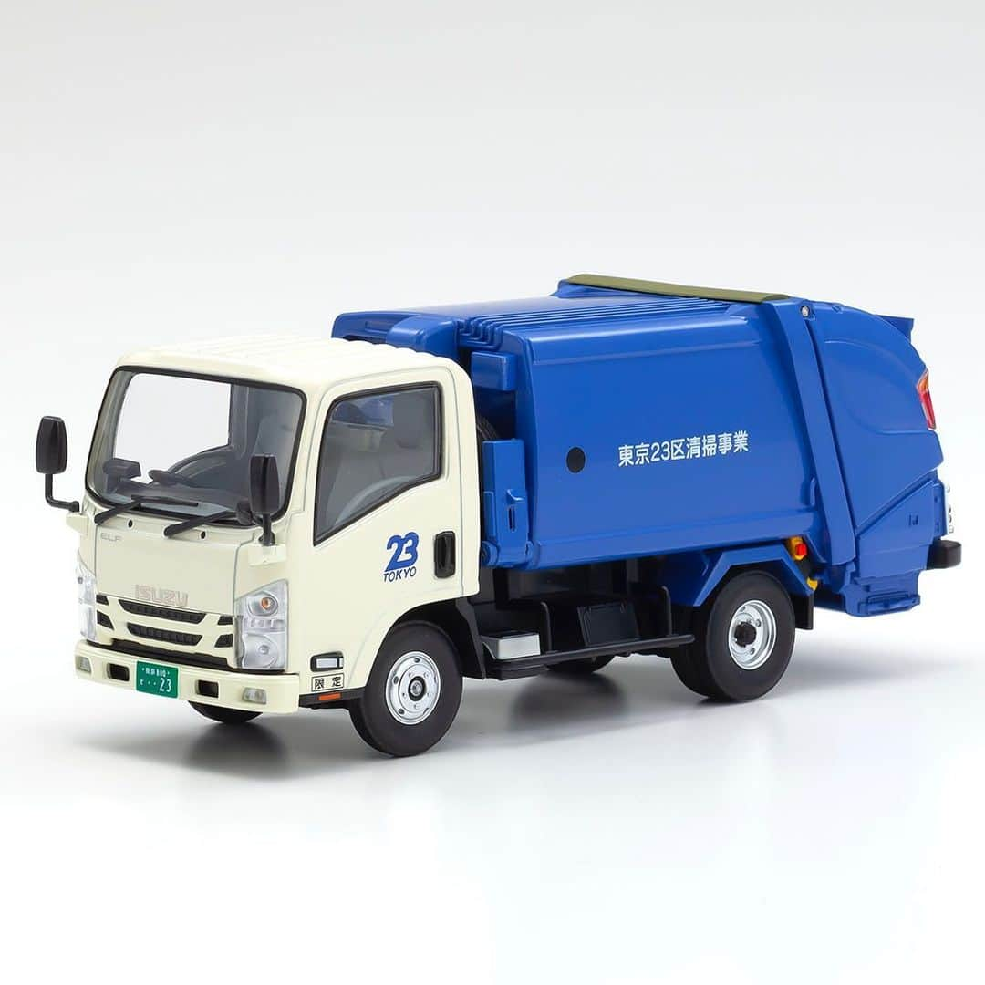 kyosho_official_minicar toysさんのインスタグラム写真 - (kyosho_official_minicar toysInstagram)「. 1:43 ISUZU Elf Garbage truck Tokyo 23 wards No.KS03693T #kyosho #minicar #diecastcar #isuzu #elf #isuzuelf #garbagetruck #tokyo #workingcar #tokyojapan #garbageday #jdm #tuned #amazingcar #carlife #instacar #japancar #truck  #京商 #いすゞエルフ #いすゞ #エルフ #働く車 #ごみ収集車 #東京都 #ゴミの日  www.kyosho.com」11月3日 19時14分 - kyosho_official_minicar_toys