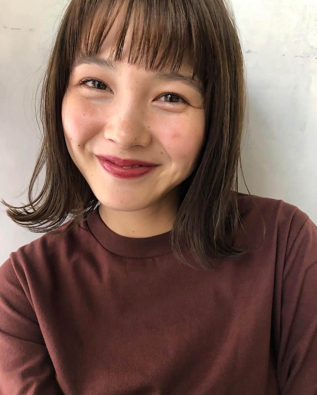 LALA公式さんのインスタグラム写真 - (LALA公式Instagram)「ボブヘアカタログ＊﻿ ﻿ LALA official スタイリスト﻿ 森千里 @chisato816（unami kichijoji）﻿ ﻿ —————————————————— ﻿ ﻿ 2018.2月OPEN！！﻿ LALAは、厳選した美容師だけを掲載するヘアカタログメディアです。﻿ ﻿ 技術、センス、サービスにこだわるプロフェッショナルが、毎日のサロンワークでお客様に提案するリアルなヘアスタイルを掲載しています。﻿ ﻿ あなたの魅力を引き出す運命の美容師をみつけてください。﻿ ﻿ サイトはプロフィールのリンクからご覧ください。﻿ ﻿ —————————————————— ﻿ ﻿ ▶︎掲載をお考えのサロン様、スタイリスト様へ LALAサイト内、一番下にある「掲載をお考えの方へ」からお問い合わせください。﻿ ﻿ ▶︎インスタ内でヘアスタイルの紹介をご希望される方へ﻿ @lala__hair #lala__hair をフォロー&タグ付けください📌厳選して紹介させて頂きます。﻿ ﻿ ——————————————————﻿ ﻿ ﻿ ﻿ #ボブ #ミディアムボブ #ショートボブ #ボブヘア #ボブヘアー #切りっぱなしボブ #ミディアムヘア #ショートヘアアレンジ #ミディアム #ボブアレンジ #ボブスタイル #ボブヘアアレンジ #ヘアスタイル #ヘアカタログ  #パーマ #パーマスタイル #暗髪 #髪型 #髮型 #髮型設計 #发型 #造型 #短髮 #日系髮型 #女生髮型 #女生短髮 #ทรงผม #복구펌 #bob」11月3日 19時16分 - lala__hair