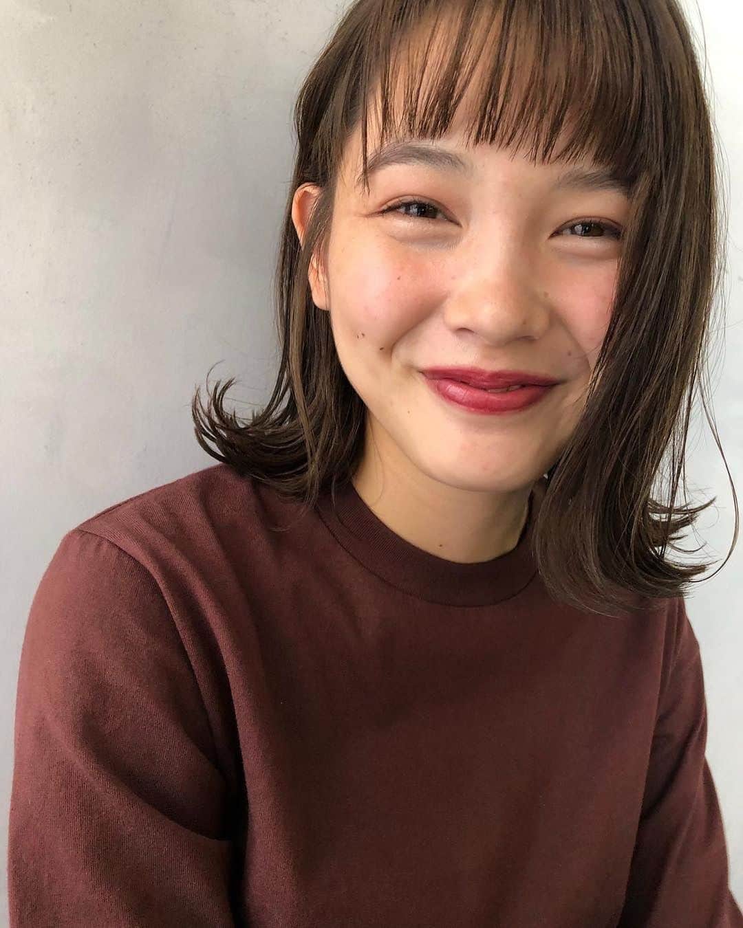 LALA公式さんのインスタグラム写真 - (LALA公式Instagram)「ボブヘアカタログ＊﻿ ﻿ LALA official スタイリスト﻿ 森千里 @chisato816（unami kichijoji）﻿ ﻿ —————————————————— ﻿ ﻿ 2018.2月OPEN！！﻿ LALAは、厳選した美容師だけを掲載するヘアカタログメディアです。﻿ ﻿ 技術、センス、サービスにこだわるプロフェッショナルが、毎日のサロンワークでお客様に提案するリアルなヘアスタイルを掲載しています。﻿ ﻿ あなたの魅力を引き出す運命の美容師をみつけてください。﻿ ﻿ サイトはプロフィールのリンクからご覧ください。﻿ ﻿ —————————————————— ﻿ ﻿ ▶︎掲載をお考えのサロン様、スタイリスト様へ LALAサイト内、一番下にある「掲載をお考えの方へ」からお問い合わせください。﻿ ﻿ ▶︎インスタ内でヘアスタイルの紹介をご希望される方へ﻿ @lala__hair #lala__hair をフォロー&タグ付けください📌厳選して紹介させて頂きます。﻿ ﻿ ——————————————————﻿ ﻿ ﻿ ﻿ #ボブ #ミディアムボブ #ショートボブ #ボブヘア #ボブヘアー #切りっぱなしボブ #ミディアムヘア #ショートヘアアレンジ #ミディアム #ボブアレンジ #ボブスタイル #ボブヘアアレンジ #ヘアスタイル #ヘアカタログ  #パーマ #パーマスタイル #暗髪 #髪型 #髮型 #髮型設計 #发型 #造型 #短髮 #日系髮型 #女生髮型 #女生短髮 #ทรงผม #복구펌 #bob」11月3日 19時16分 - lala__hair