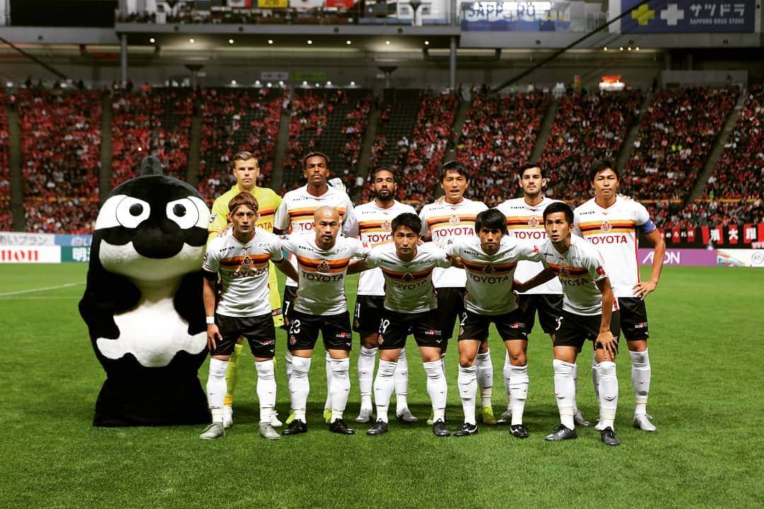 宮原和也のインスタグラム：「・ vs札幌戦アウェイ たくさんのサポートありがとうございました。 残り4試合、今は目の前の結果を出すために、準備し続けます。  #grampus  #宮原和也」