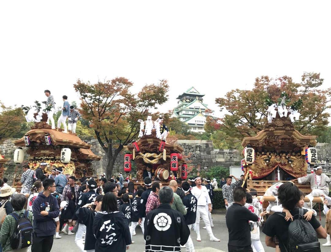 小嶋晶子さんのインスタグラム写真 - (小嶋晶子Instagram)「I was excited!! #danjiriinosakacastle2019 #danjiri #osakacastle #🏯 #osaka #japan #🇯🇵」11月3日 20時47分 - kojimamajiko