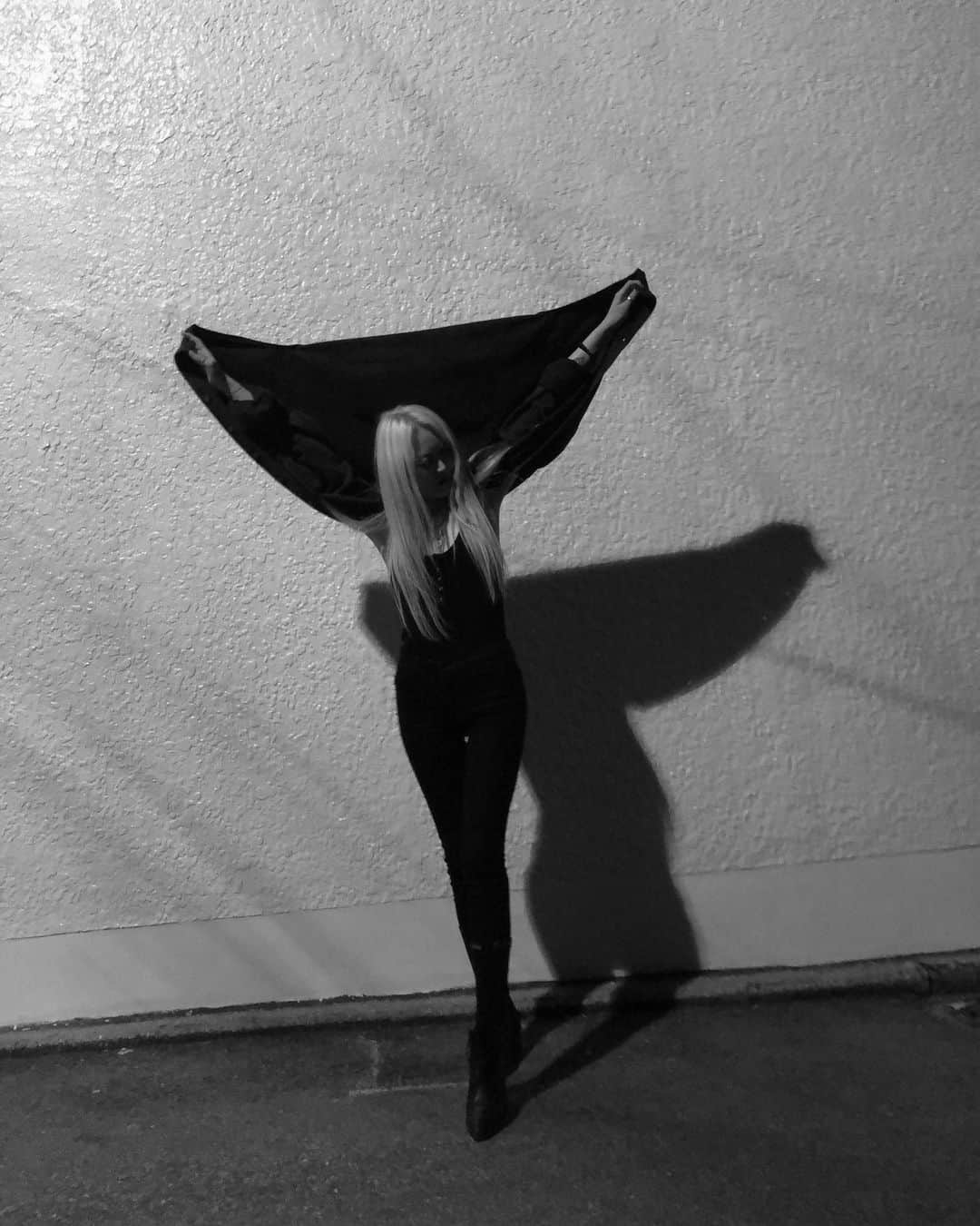 キム・ボア さんのインスタグラム写真 - (キム・ボア Instagram)「#batgirl」11月3日 21時19分 - tomboaaa