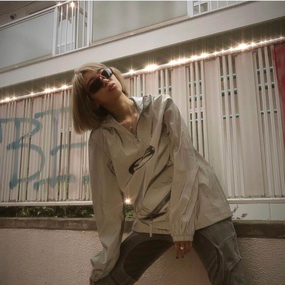 YUAのインスタグラム：「Throwback to a future ✨💡」