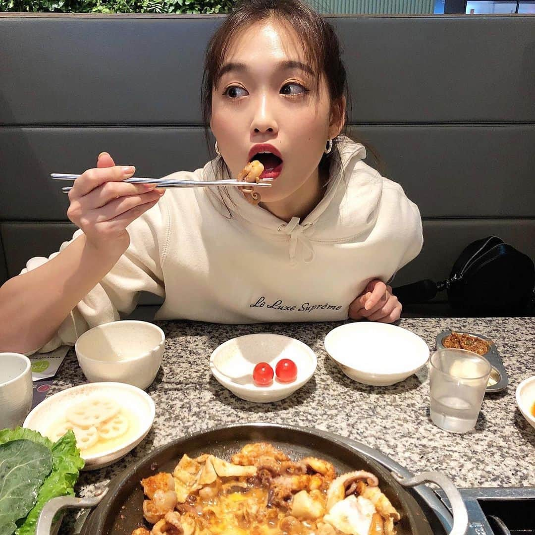 谷川りさこさんのインスタグラム写真 - (谷川りさこInstagram)「弾丸韓国🇰🇷 チュクミ食べれた！ #korea #koreanfood  #먹스타그램#맛스타그램#맛집#츄쿠미#happy」11月18日 17時15分 - risakoko