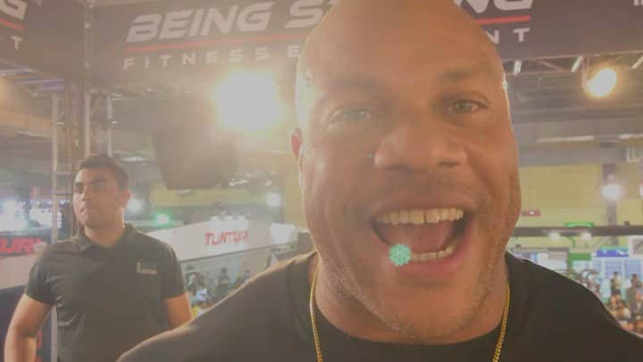 Phil Heathのインスタグラム：「INDIA!!!! What an experience we had this weekend. Yesterday was crazy as @beingsalmankhan and myself were at the @beingstrongindia booth and I had fun flexing for the crowd. Shurie and I enjoyed attending the bodybuilding show, I am proud of all the competitors as they truly are dedicated and have passion for the sport of bodybuilding. We can’t wait to visit again soon. Huge thank you to @manishgandhi10 @ihff_olympia_india @sheruaangrishofficial their families, business partners and security staff. You all went above and beyond to take care of us. Until next time, much love and gratitude always! 🇮🇳🙏🏽 #PhilHeath #IHFFINDIA #MrOlympia #PhilHeathLabs.」