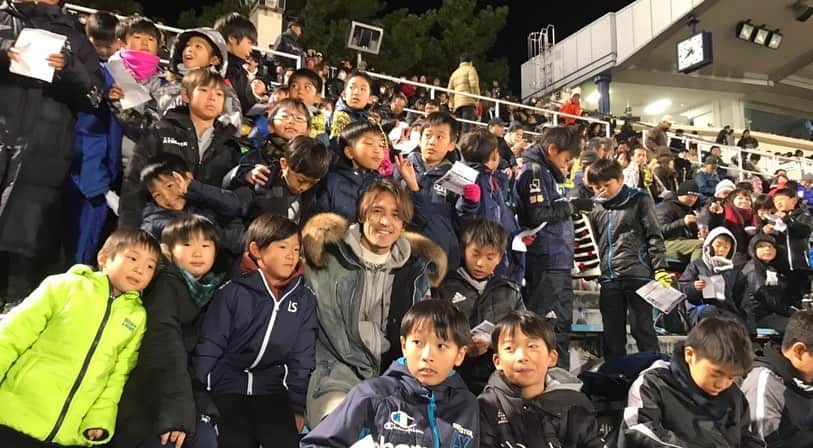 細貝萌さんのインスタグラム写真 - (細貝萌Instagram)「「HOSOGAI FOOTBALL ACADEMY」の子ども達をザスパクサツ群馬の試合に招待し、一緒に試合観戦してきました⚽️😊皆新たな刺激を受ける事が出来たと思います🙏🏼 ご協力いただいたザスパクサツ群馬さん、ありがとうございました❗️ #hosogaifootballacademy#hosogaifutsalplatz @hosogai_futsal_platz #群馬#群馬県」11月18日 10時48分 - hajime_hosogai_official