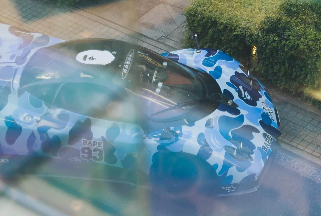 I.T IS INSPIRATIONさんのインスタグラム写真 - (I.T IS INSPIRATIONInstagram)「BAPE®️ x PAGANI - In celebration of the 20th anniversary of Zonda, the vehicle was specially dressed in BAPE®️ signature ABC CAMO to highlight the collaboration. Launch event took place in-store and also at SUZUKA Sound of Engine 2019 with the special appearance of Mr. Horacio Pagani, the founder of Pagani automobile. - #ITHK #ITisInspiration #bape #bapejapan #bapepagani #zonda」11月18日 10時56分 - ithk