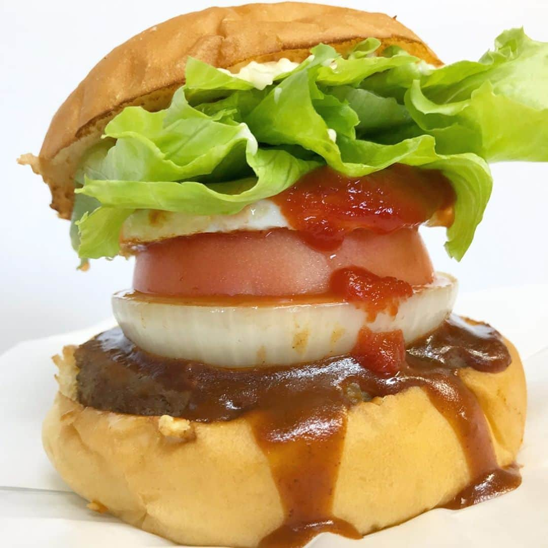 もえのあずきさんのインスタグラム写真 - (もえのあずきInstagram)「九重夢大吊橋バーガー大食い大会🍔ありがとうございました💖 ことしも美味しかった🤤💓 紅葉すばらしい🍁 #九重夢大吊橋 #夢大吊橋#yumeooturihashi #夢バーガー#ハンバーガー#大食い大会 #大食い#紅葉#紅葉狩り #hamburger#burger#japanesefood #japanese_food #japanesegirl #japaneseidol」11月18日 10時56分 - moeazukitty