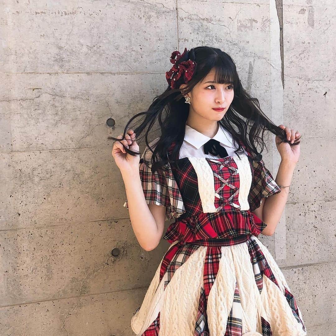 行天優莉奈さんのインスタグラム写真 - (行天優莉奈Instagram)「😊🎀 ・ ・ ・ ・ #行天優莉奈 #ハーフツイン #リボン」11月18日 12時47分 - yurina.0314