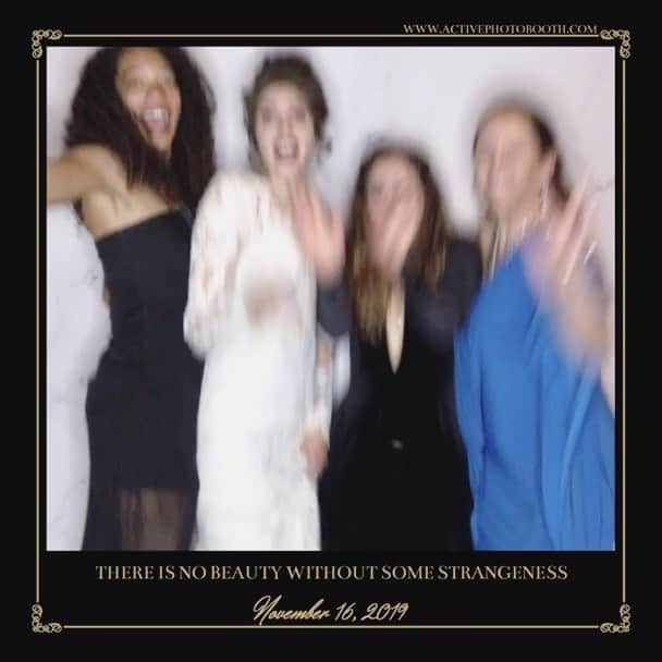 メアリー・モーサのインスタグラム：「this weekend rocked.  so so so excited for @constanzi13 and @samlukowski’s spooky and lovely future together, and grateful to be a part of the celebration of that plus - these girls owned the dance floor (even if only one of us knew what they were doing)」