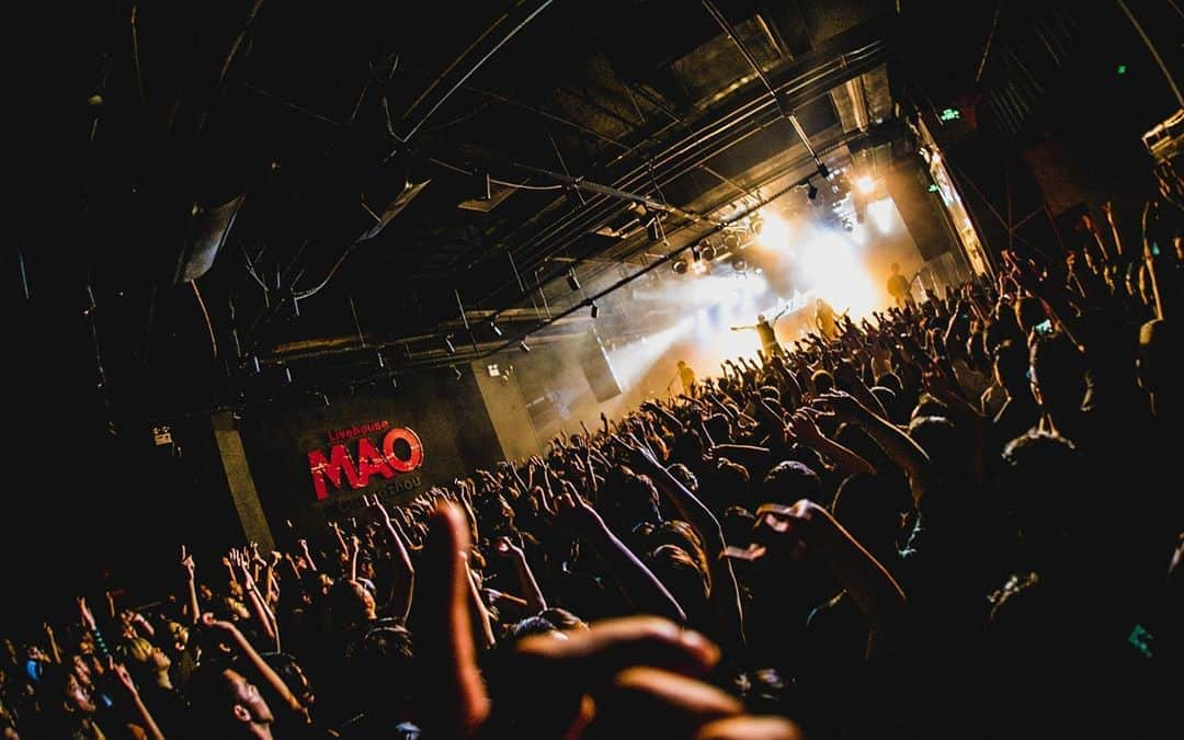 coldrainさんのインスタグラム写真 - (coldrainInstagram)「So good to finally see you all!! Thanks for the love Guangzhou!!🔥 photos by @yamada_mphoto  #coldrain」11月18日 13時04分 - coldrain_official