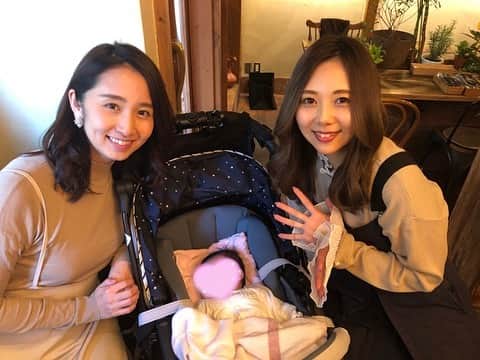 西村季里子のインスタグラム：「・ えみさんとお子さんに やっと会いに行けた👶🏻🍼💕 お母さんになったえみさんと、 ずっと会えるのを待ち望んでたお子さんを 見た瞬間心がとってもあたたかくなって もうそれだけで幸せ溢れ出ました💓💓💓 お食事中はすやすや眠ってくれた 娘さんがいい子すぎて感動🥺き💖 えみさんともたくさんお話しできて、 とっても大満足ランチでした🍽 またすぐ会いに行きます💕癒 #ランチ#lunch#出産祝い#おめでたい #baby#赤ちゃん#1ヶ月ベビー  #先輩#キャスター#優しい#mama #followｍe」